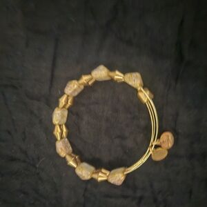 Gold Beaded Bracelet